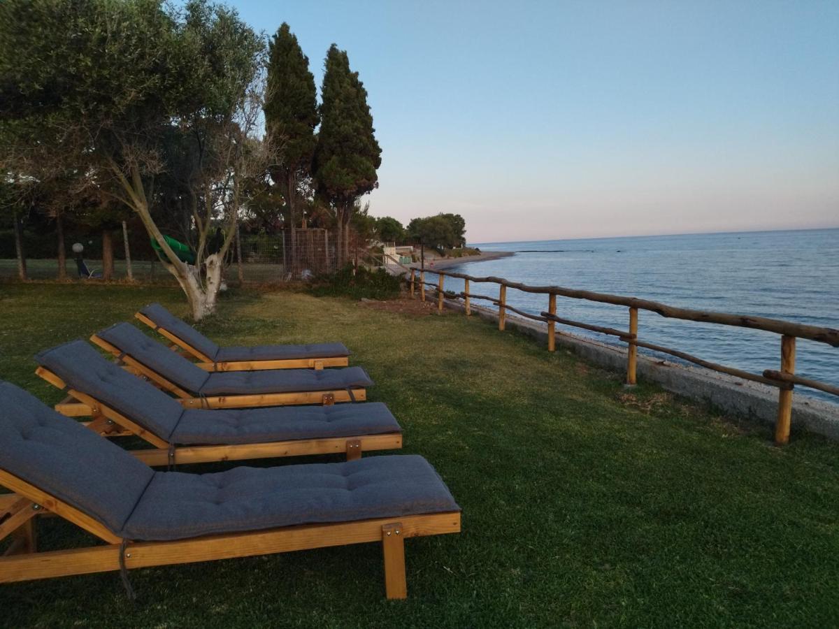 הוילה ניאה סקיוני Seaside House מראה חיצוני תמונה
