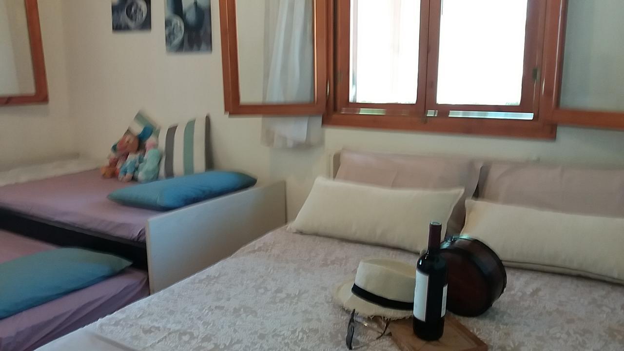 הוילה ניאה סקיוני Seaside House מראה חיצוני תמונה